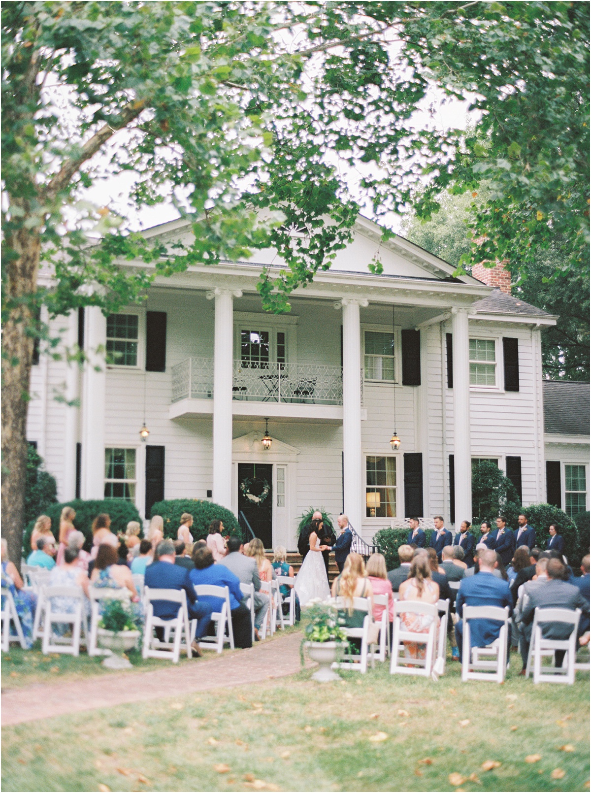 Virginia Cliffe Inn Wedding
