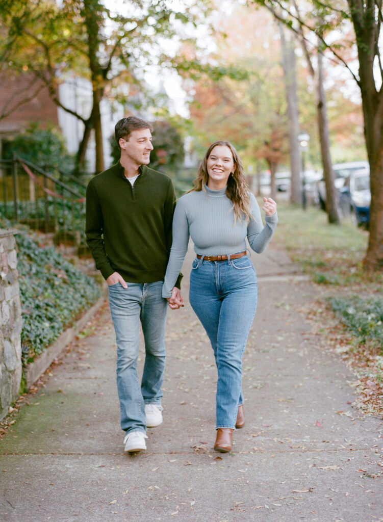 Engagement Photos in Downtown Richmond