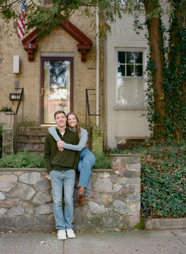 Engagement Photos in Downtown Richmond