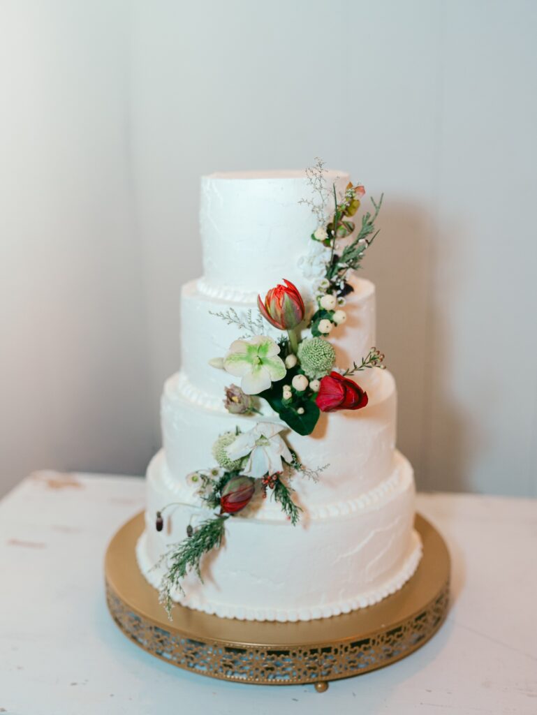 Christmas Wedding | Charlottesville Wedding Photographer