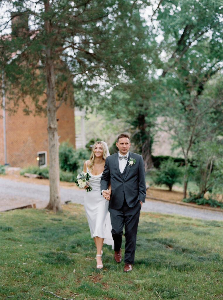 Wedding at Crossroads Inn | Charlottesville Wedding Photographer